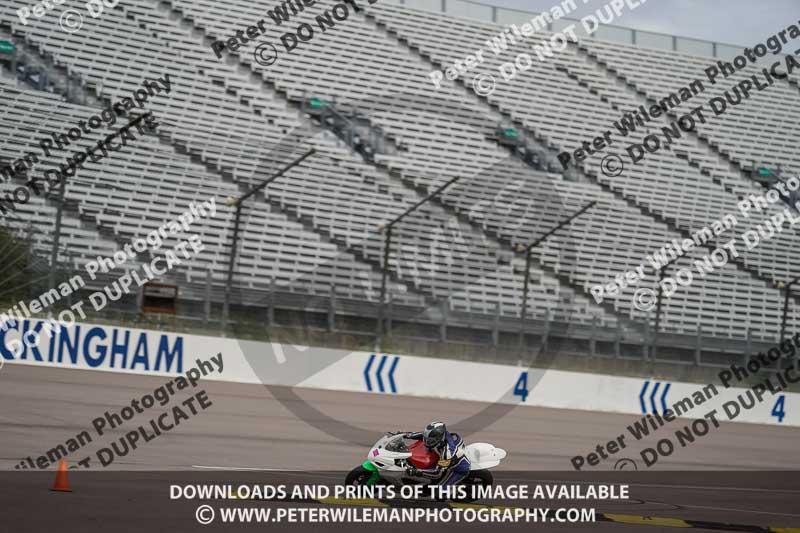 Rockingham no limits trackday;enduro digital images;event digital images;eventdigitalimages;no limits trackdays;peter wileman photography;racing digital images;rockingham raceway northamptonshire;rockingham trackday photographs;trackday digital images;trackday photos